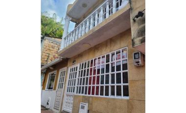 Casa En Barrio Cerca Al Centro De La Mesa