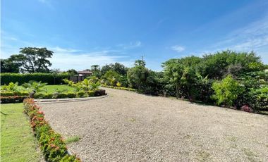 VENTA LOTE con PISCINA Y KIOSKO en VILLAS DEL PALMAR TURBACO BOLIVAR