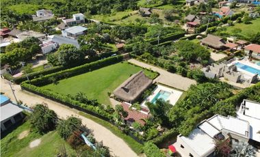 VENTA LOTE con PISCINA Y KIOSKO en VILLAS DEL PALMAR TURBACO BOLIVAR