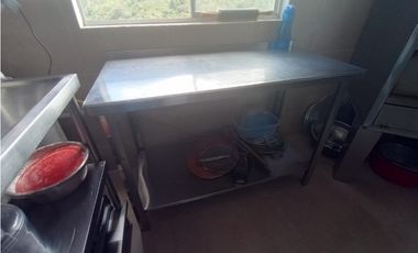 SE VENDE RESTAURANTE EN FUNCIONAMIENTO EN LINDO MUNICIPIO DEL QUINDIO