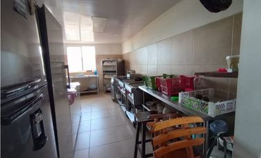 SE VENDE RESTAURANTE EN FUNCIONAMIENTO EN LINDO MUNICIPIO DEL QUINDIO