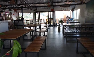 SE VENDE RESTAURANTE EN FUNCIONAMIENTO EN LINDO MUNICIPIO DEL QUINDIO