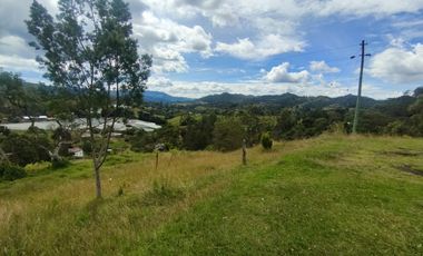 Lote con topografía mixta en venta en El Retiro Vereda Pantanillo