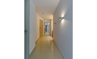 SE VENDE APARTAMENTO EN LA ZONA DE ALTOS DE RIOMAR