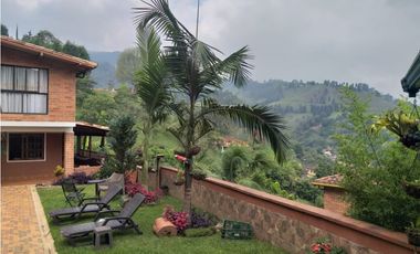 Casa Campestre en Venta Sector la Brisas Sabaneta Antioquia