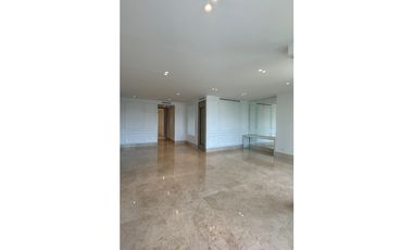 SE VENDE APARTAMENTO EN EL GOLF
