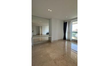 SE VENDE APARTAMENTO EN EL GOLF