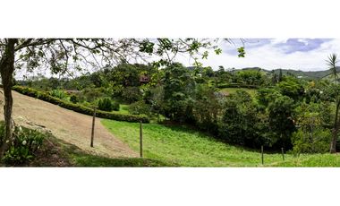 Súper lote en venta en la Tablacita, la Estrella, por la Variante. MGE