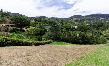 Súper lote en venta en la Tablacita, la Estrella, por la Variante. MGE