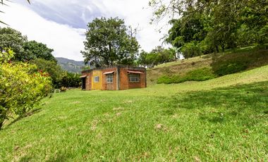 Súper lote en venta en la Tablacita, la Estrella, por la Variante. MGE