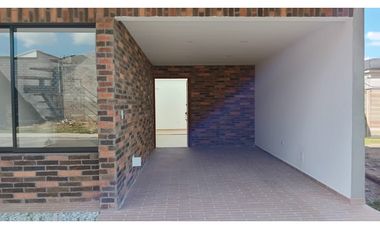 Venta de casa moderna en La Ceja, Antioquia