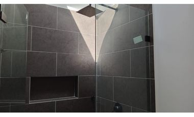 Venta de casa moderna en La Ceja, Antioquia