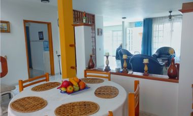 Maat vende Casa en conjunto cerrado-Villeta. 230M2 $550 Millones