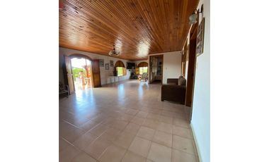 Se Vende Chalet Campestre Altagracia Pereira