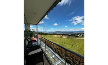 SE VENDE MAGNFICA CASA EN VILLAS DE YERBABUENA