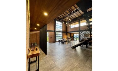 Finca de lujo amoblada en venta - Santa Elena El Cerrito Valle