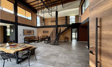 Finca de lujo amoblada en venta - Santa Elena El Cerrito Valle