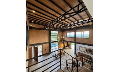 Finca de lujo amoblada en venta - Santa Elena El Cerrito Valle