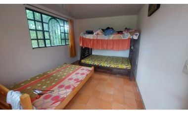 VENTA DE FINCA EN ANOLAIMA CUNDINAMARCA CASA CON LICENCIA