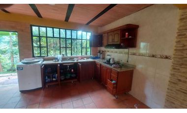 VENTA DE FINCA EN ANOLAIMA CUNDINAMARCA CASA CON LICENCIA