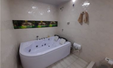 Casa de 2 pisos más terraza en venta Barrio Rincón del Bosque Palmira