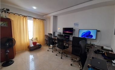 Casa de 2 pisos más terraza en venta Barrio Rincón del Bosque Palmira