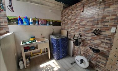 Casa de 2 pisos más terraza en venta Barrio Rincón del Bosque Palmira