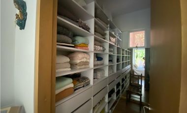 Casa rodeada de verde en El Poblado