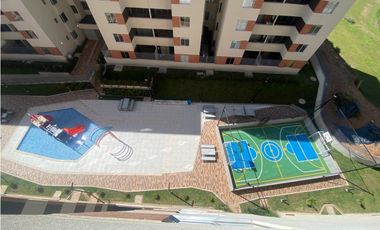 APARTAMENTO EN UNIDAD CERRADA CON ACABADOS EN MARINILLA