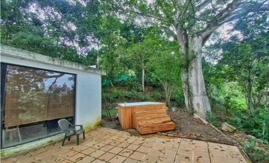 Maat vende Casa Campestre, Rio Dulce - Villeta 1.800m2 $330Millones