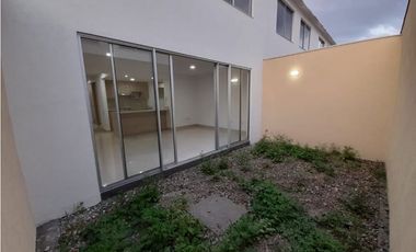 Casa nueva en conjunto cerrado en venta Barrio Mirriñao Palmira Valle