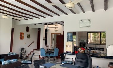 CASA CON PISCINA PRIVADA Y JACUZZI SAN MARCOS POBLADO, RICAURTE