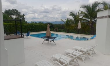 CASA CON PISCINA PRIVADA Y JACUZZI SAN MARCOS POBLADO, RICAURTE