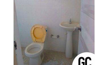 Se vende casa esquinera comercial / Barrio el manantial (Soledad)