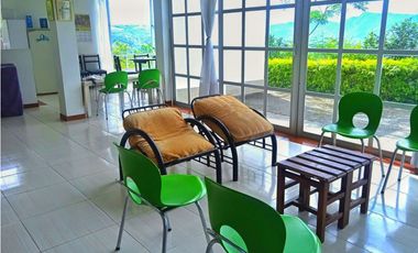 Maat vende Casa Campestre, La Masata-Villeta 914m2 $550Millones