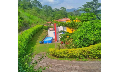 Maat vende Casa Campestre, La Masata-Villeta 914m2 $550Millones