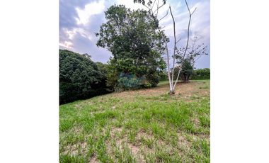 Se vende lote en condominio campestre en Restrepo, Meta