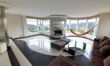 La Calera Excelente Casa Campestre con Zonas Húmedas