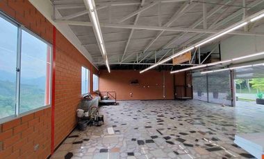 LOCAL EN VENTA EN LA AUTOPISTA DEL CAFE/MANIZALES