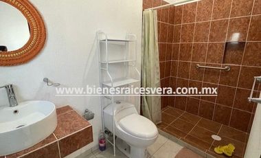 CASA EN RENTA EN TEQUISQUIAPAN, EN RESIDENCIAL VIÑEDOS AHILET