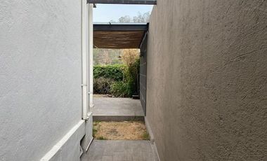 CASA EN VENTA EN CERRADA EN LOMAS DEL RIO