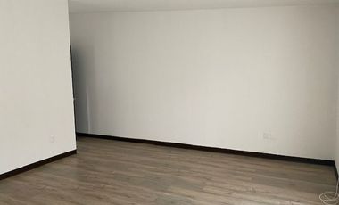 CASA EN VENTA EN CERRADA EN LOMAS DEL RIO