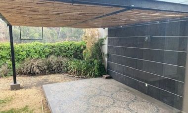 CASA EN VENTA EN CERRADA EN LOMAS DEL RIO
