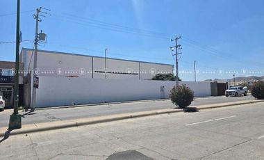 BODEGA COMERCIAL EN RENTA AL NORTE  RIVERAS DE SACRAMENTO