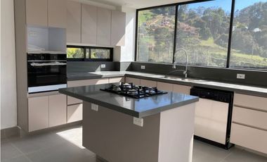 Vendo Moderna Casa Recién Construida en la Vereda el Hato Vía Calera
