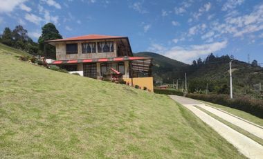 Vendo Casa con espectacular vista en la Vereda el Marquez en la Calera