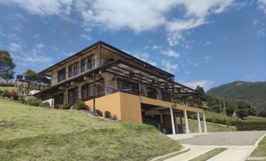 Arriendo Casa espectacular vista en la Vereda el Marquez en la Calera