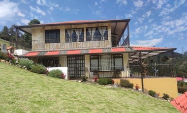 Arriendo Casa espectacular vista en la Vereda el Marquez en la Calera