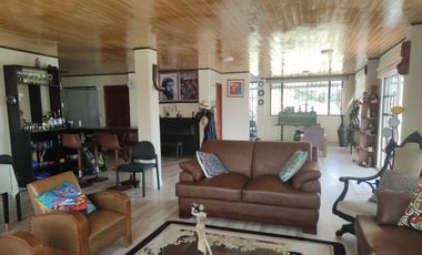 Arriendo Casa espectacular vista en la Vereda el Marquez en la Calera