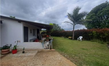 VENDO FINCA  EN MARINILLA VIA PEÑOL 5.240 METROS VEREDA CHOCHO MAYO CH